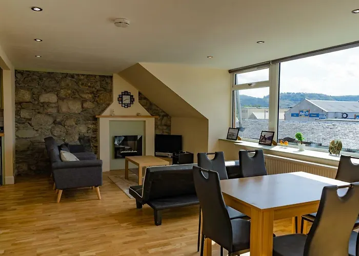Combie Home